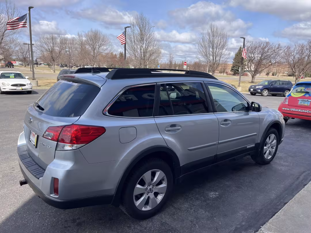 2012 Subaru Outback - 4S4BRCJC0C3270272 - Image #2