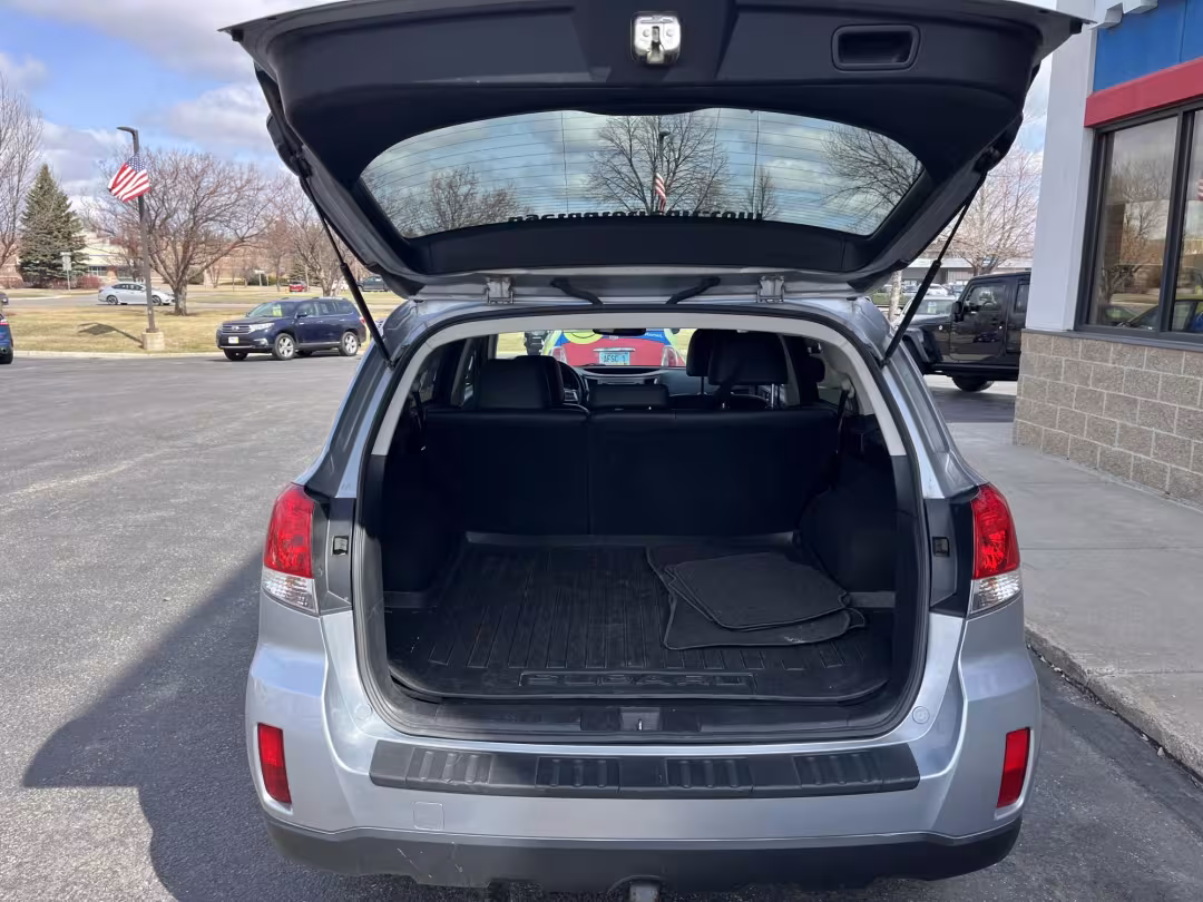 2012 Subaru Outback - 4S4BRCJC0C3270272 - Image #4