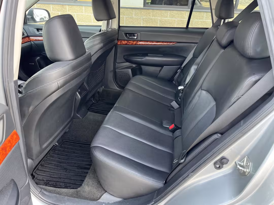 2012 Subaru Outback - 4S4BRCJC0C3270272 - Image #5